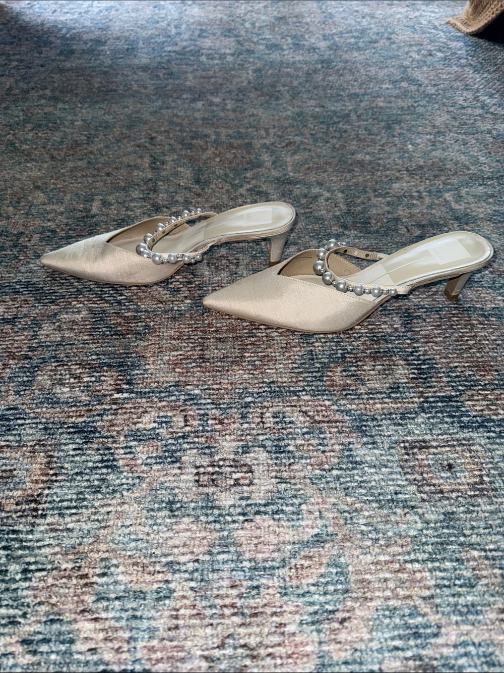 Dolce Vita Kanika Pearl Low Heel wedding shoes - Picture 3 of 6